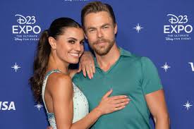 Derek Hough and Hayley Erbert’s Emotional Comeback Leaves Fans Gasping on Air