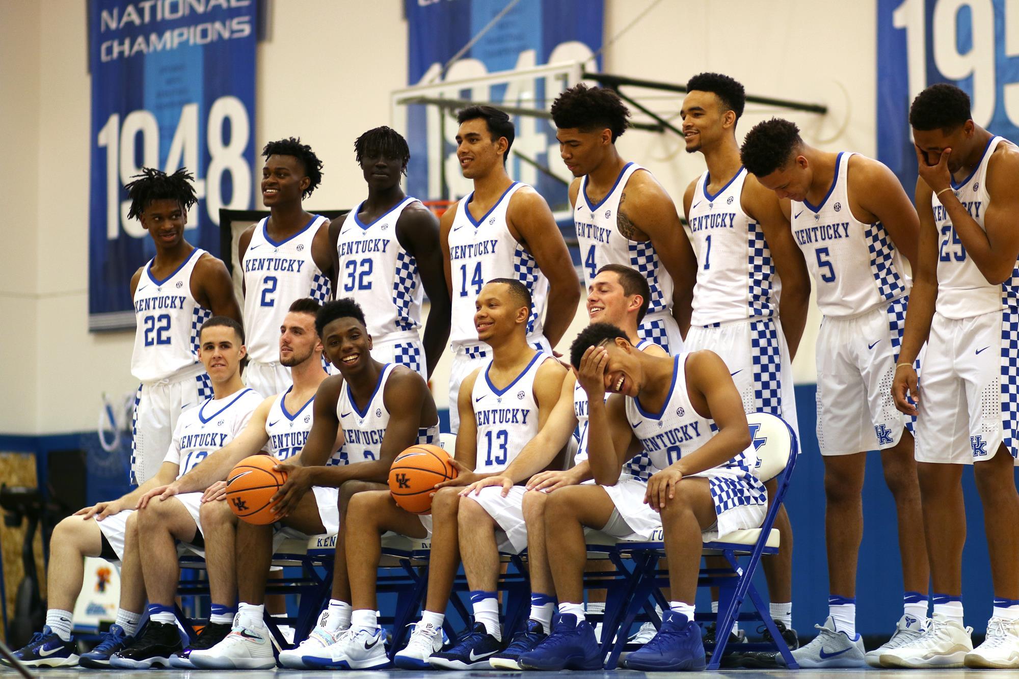 Kentucky Wildcats Secure Dominant 80-57 Victory Over South Carolina, Eyeing Crucial Matchup Against No. 4 Tennessee