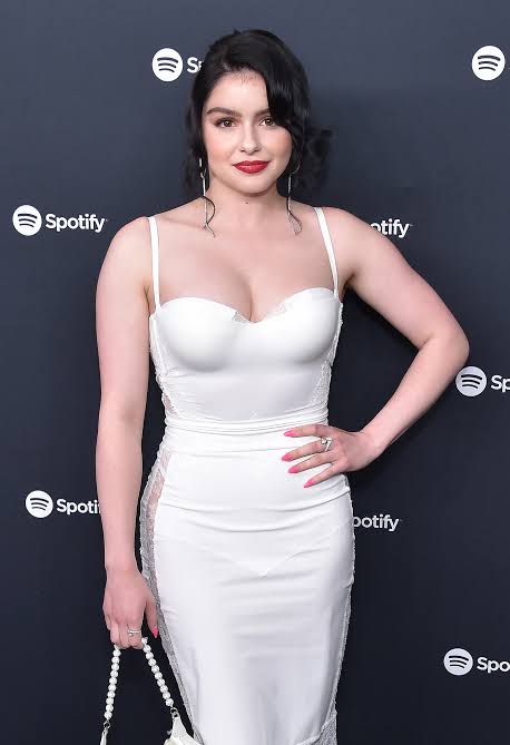 HISTORIC: “Ariel Winter Breaks Free: Inside Her Bold Move to Reclaim Happiness and Privacy”