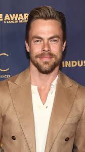 Breaking Now: “Derek Hough Reveals ‘Emotional’ Secret Project—A Heart-Wrenching Journey Fans Won’t Believe!”